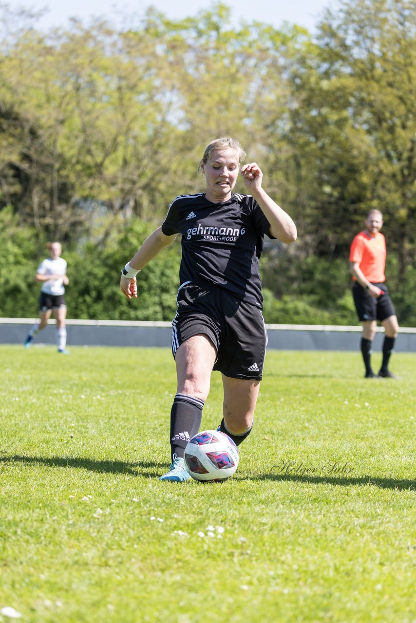 Bild 104 - F SV Henstedt Ulzburg - SV Fortuna Boesdorf : Ergebnis: 3:1